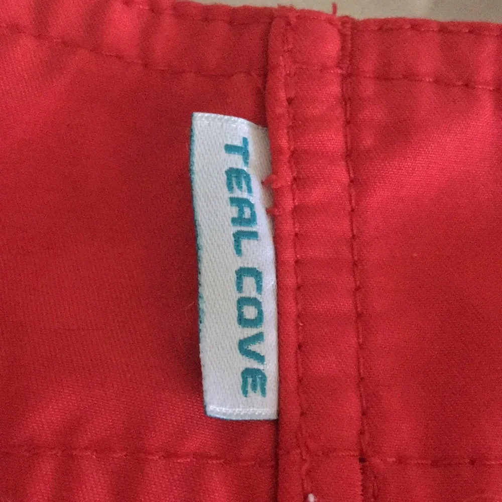 Teal Cove Black/White/Red Board Shorts Size:32 EUC